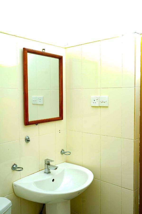 Hotel Milano Grand Dambulla Esterno foto