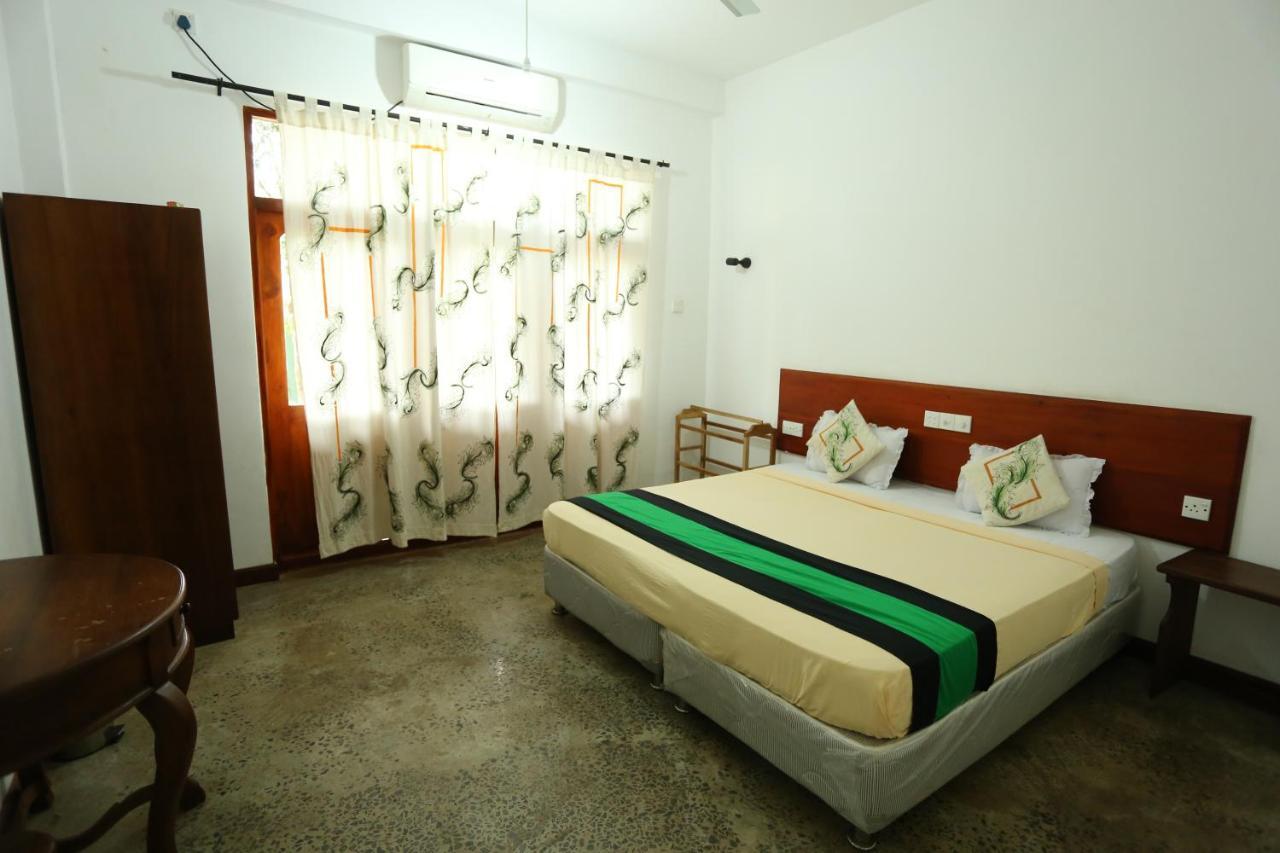 Hotel Milano Grand Dambulla Esterno foto