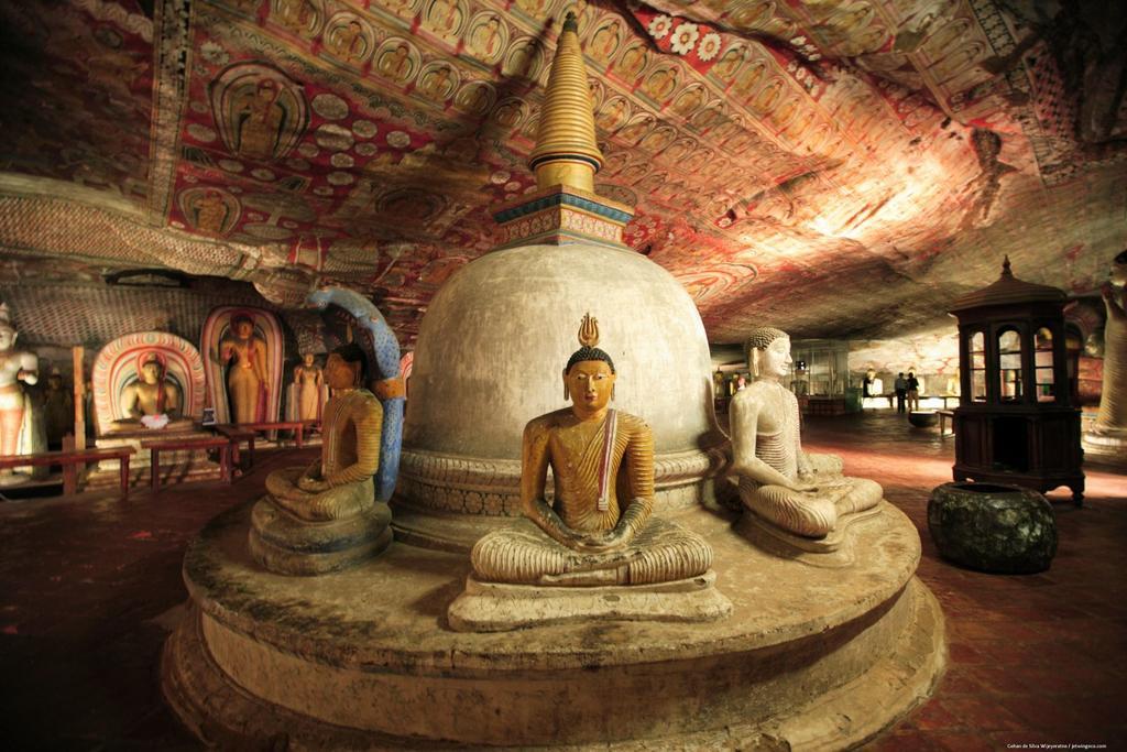Hotel Milano Grand Dambulla Esterno foto
