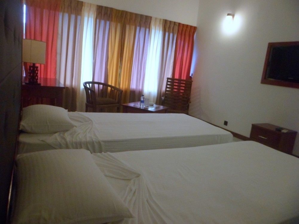 Hotel Milano Grand Dambulla Esterno foto